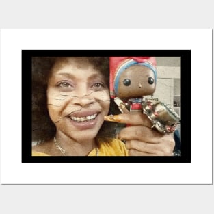 DOLL ERYKAH SMILE Posters and Art